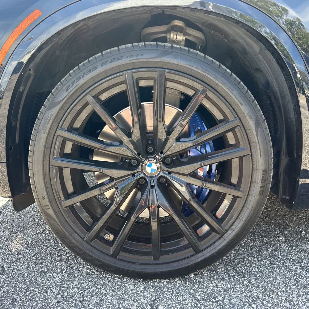 2024 BMW X5 M60i