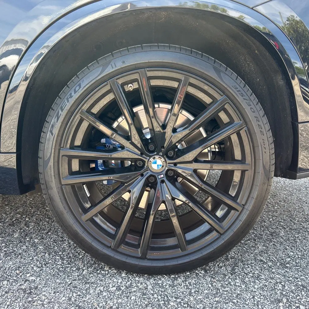 2024 BMW X5 M60i