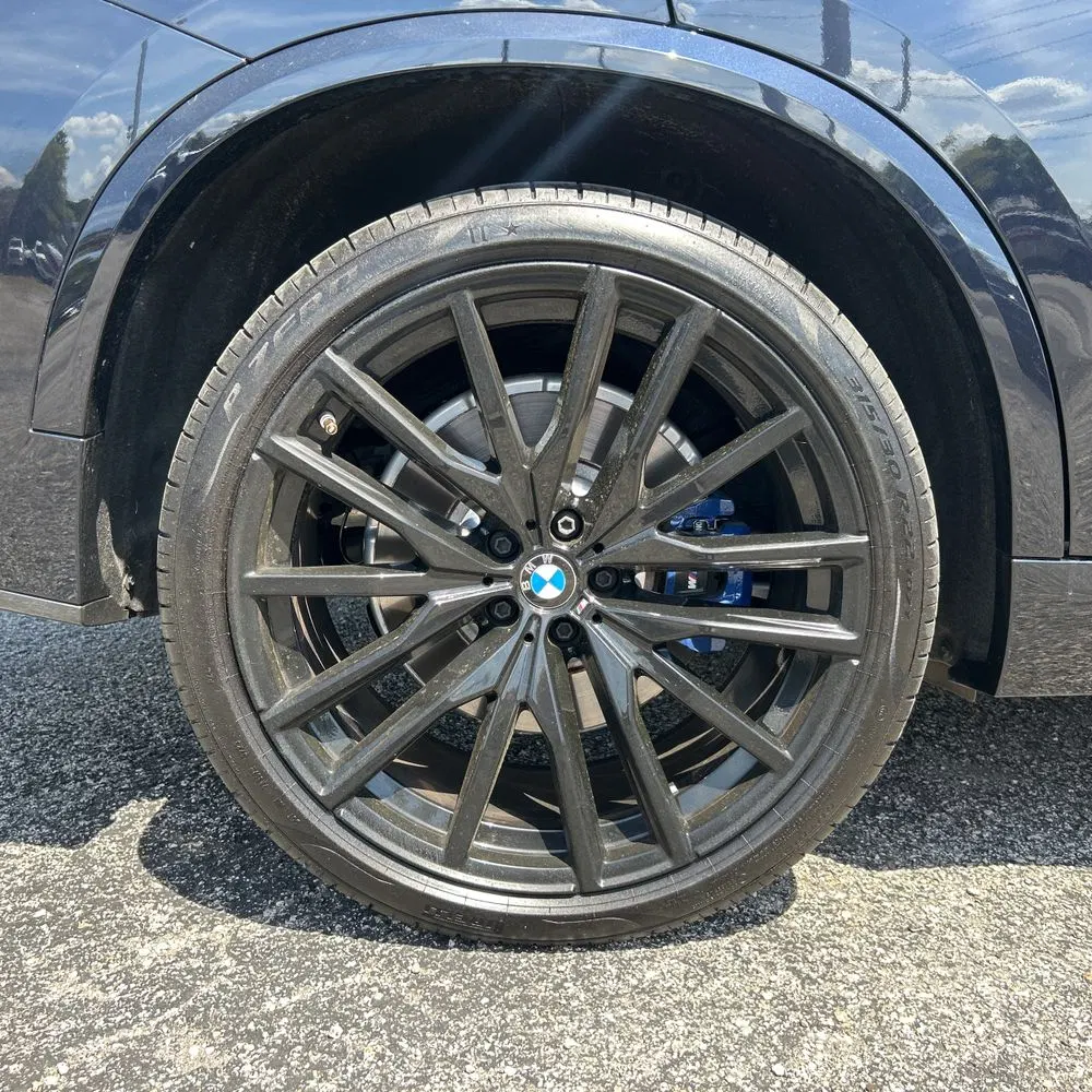 2024 BMW X5 M60i