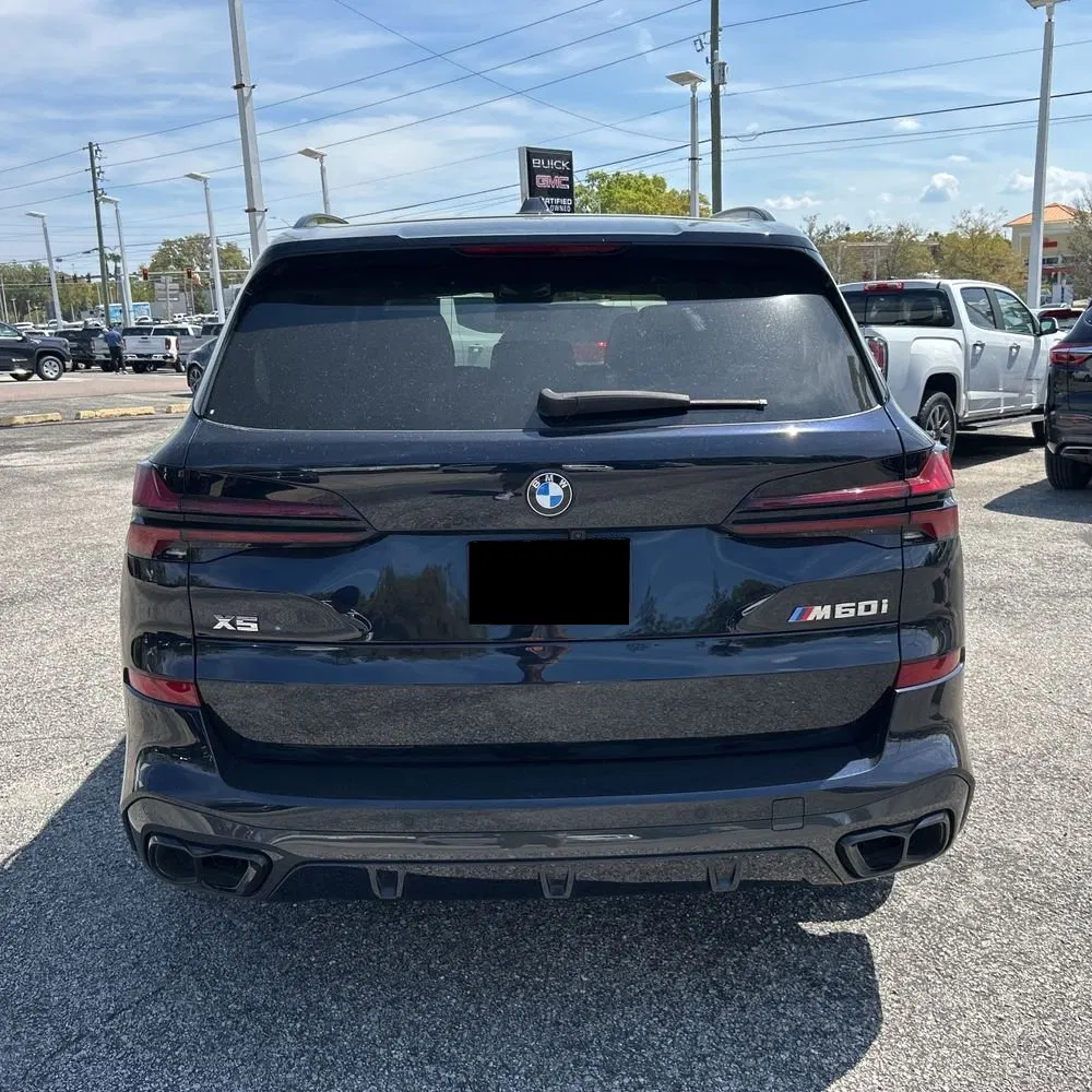 2024 BMW X5 M60i
