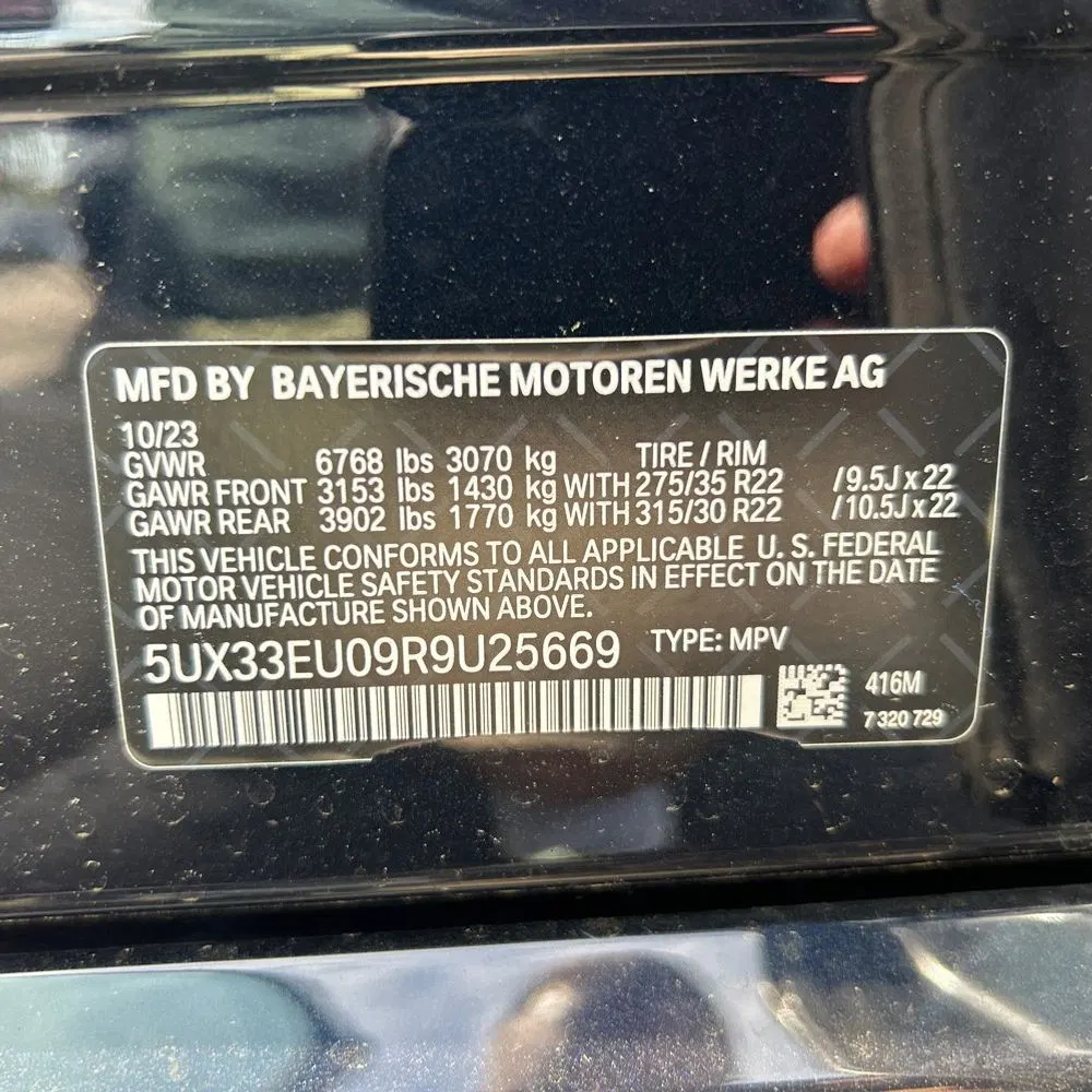 2024 BMW X5 M60i