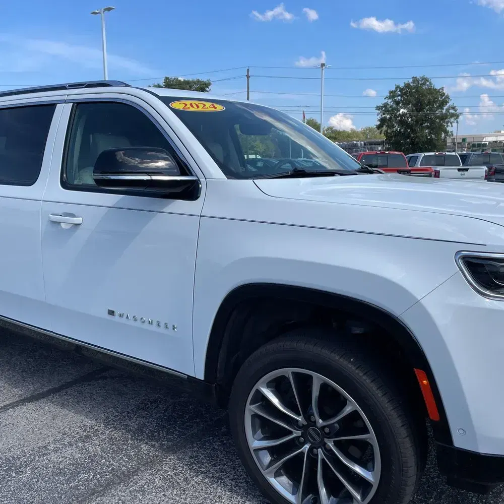2024 Jeep Wagoneer L Series III