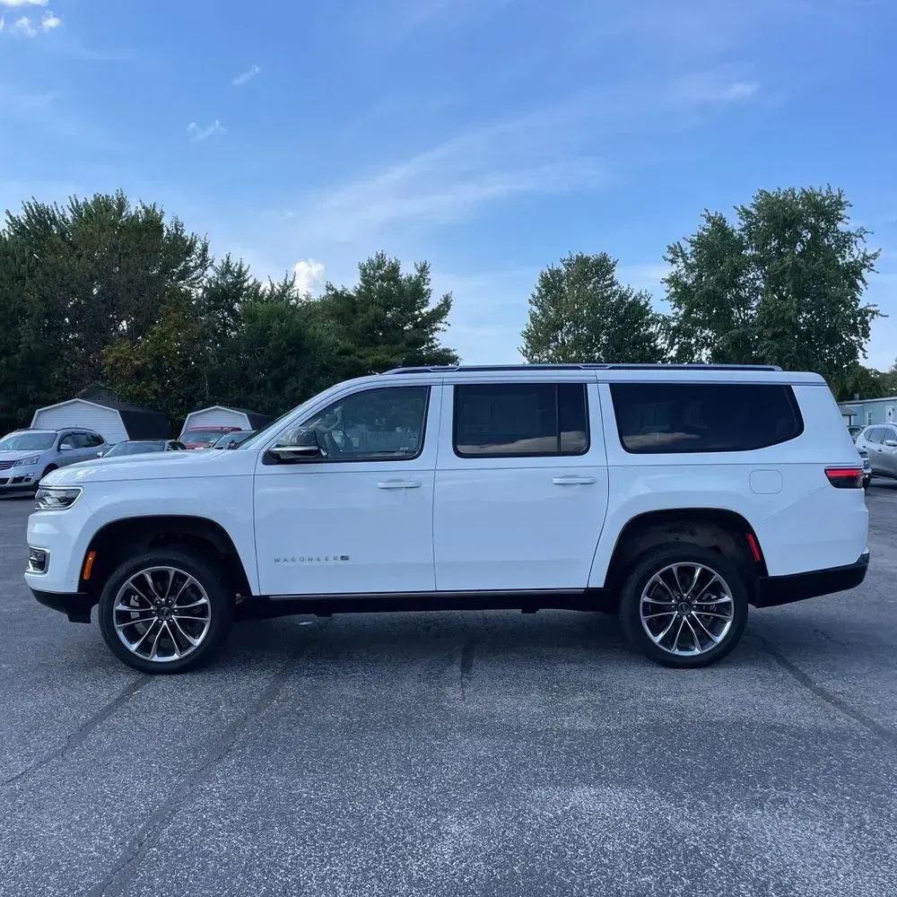 2024 Jeep Wagoneer L Series III