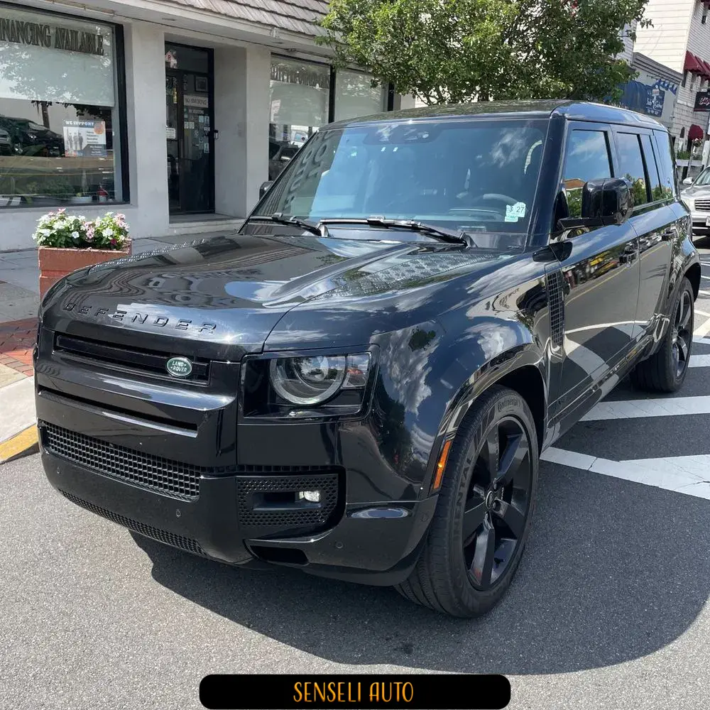 2023 Land Rover Defender 110 V8