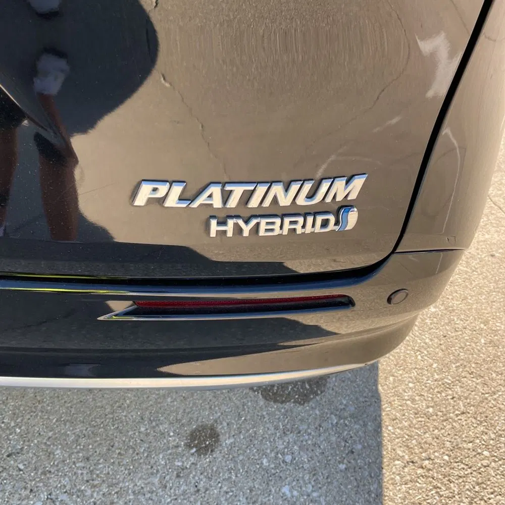 2023 Toyota Sienna Platinum 7-Passenger