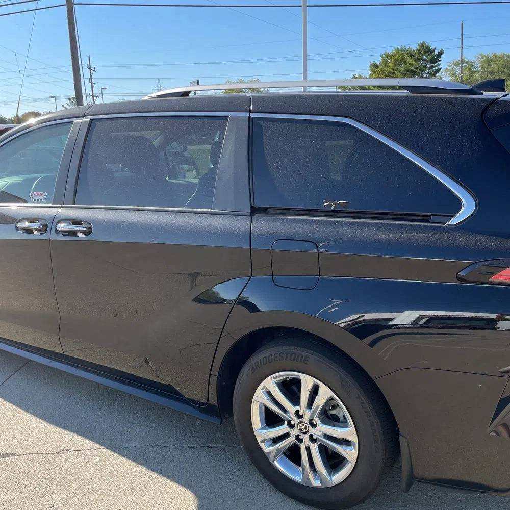 2023 Toyota Sienna Platinum 7-Passenger