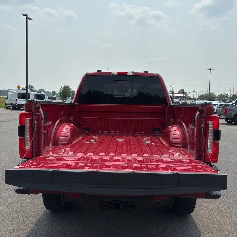 2023 Ford F-350 Super Duty Lariat