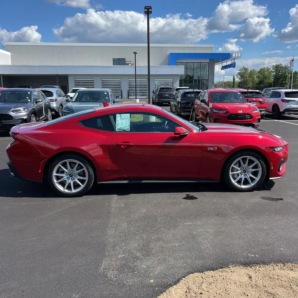 2024 Ford Mustang GT Premium