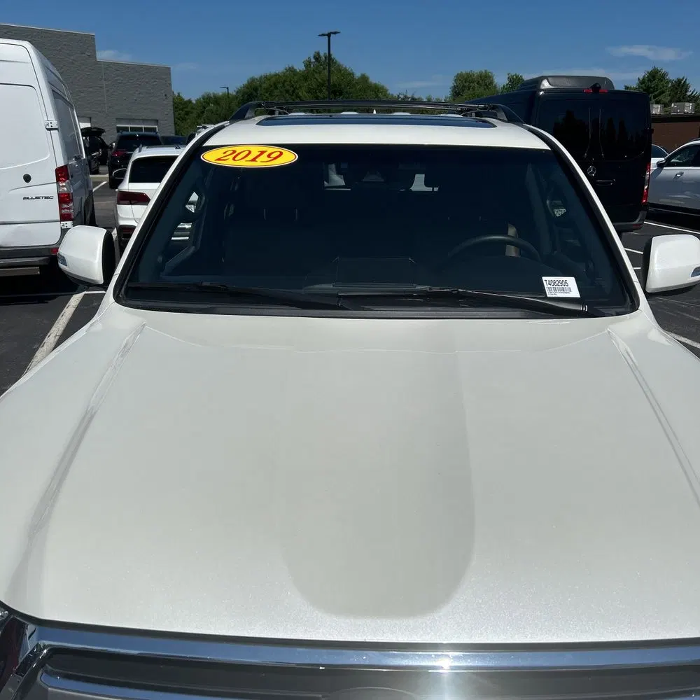 2019 Toyota Land Cruiser Base