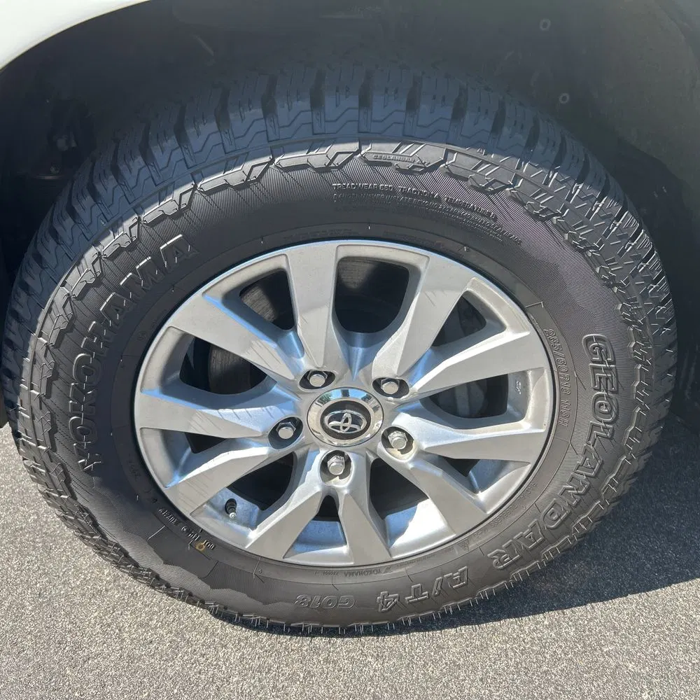 2019 Toyota Land Cruiser Base