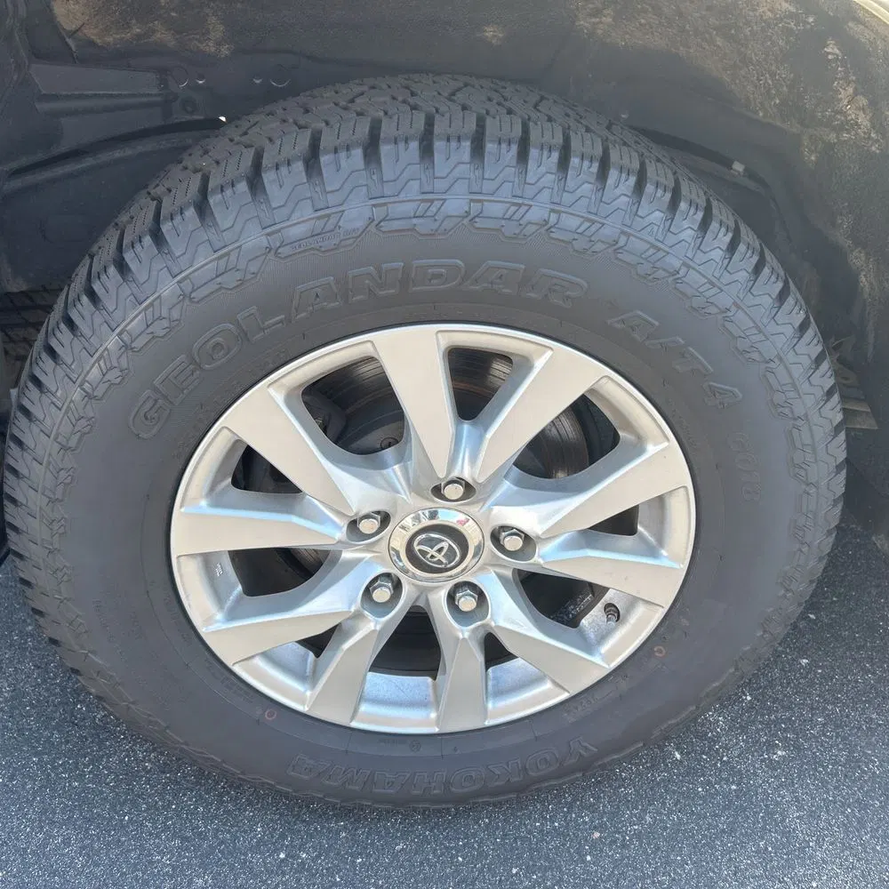 2019 Toyota Land Cruiser Base