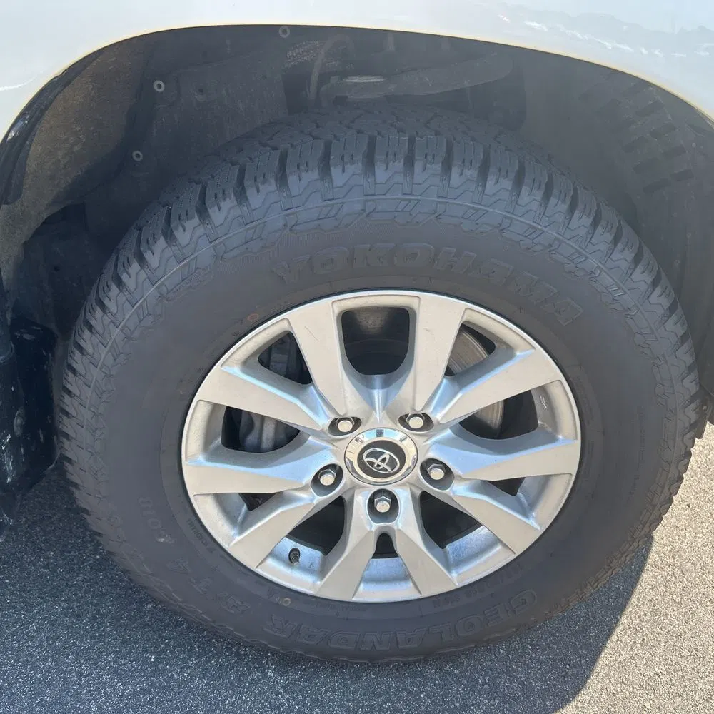 2019 Toyota Land Cruiser Base