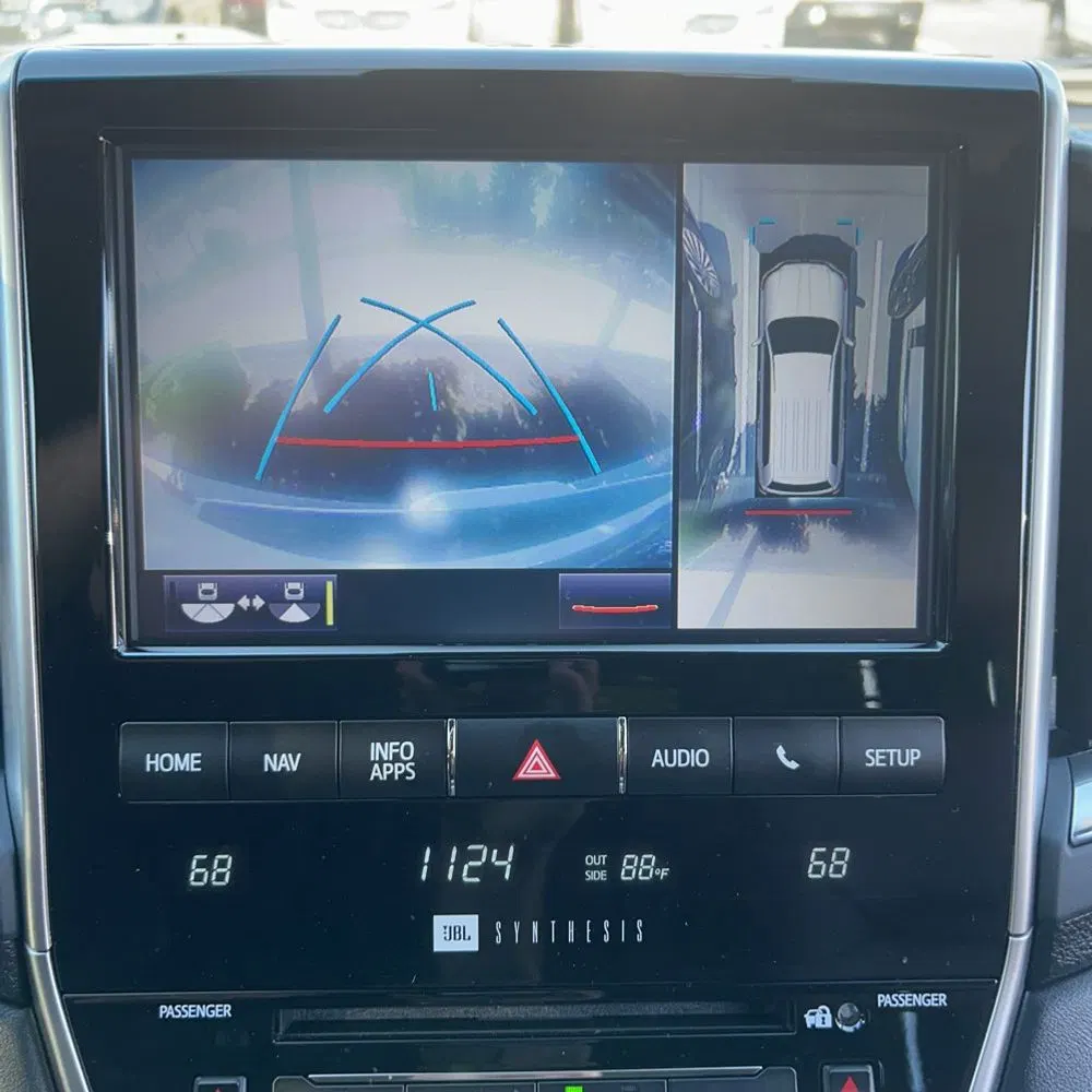 2019 Toyota Land Cruiser Base