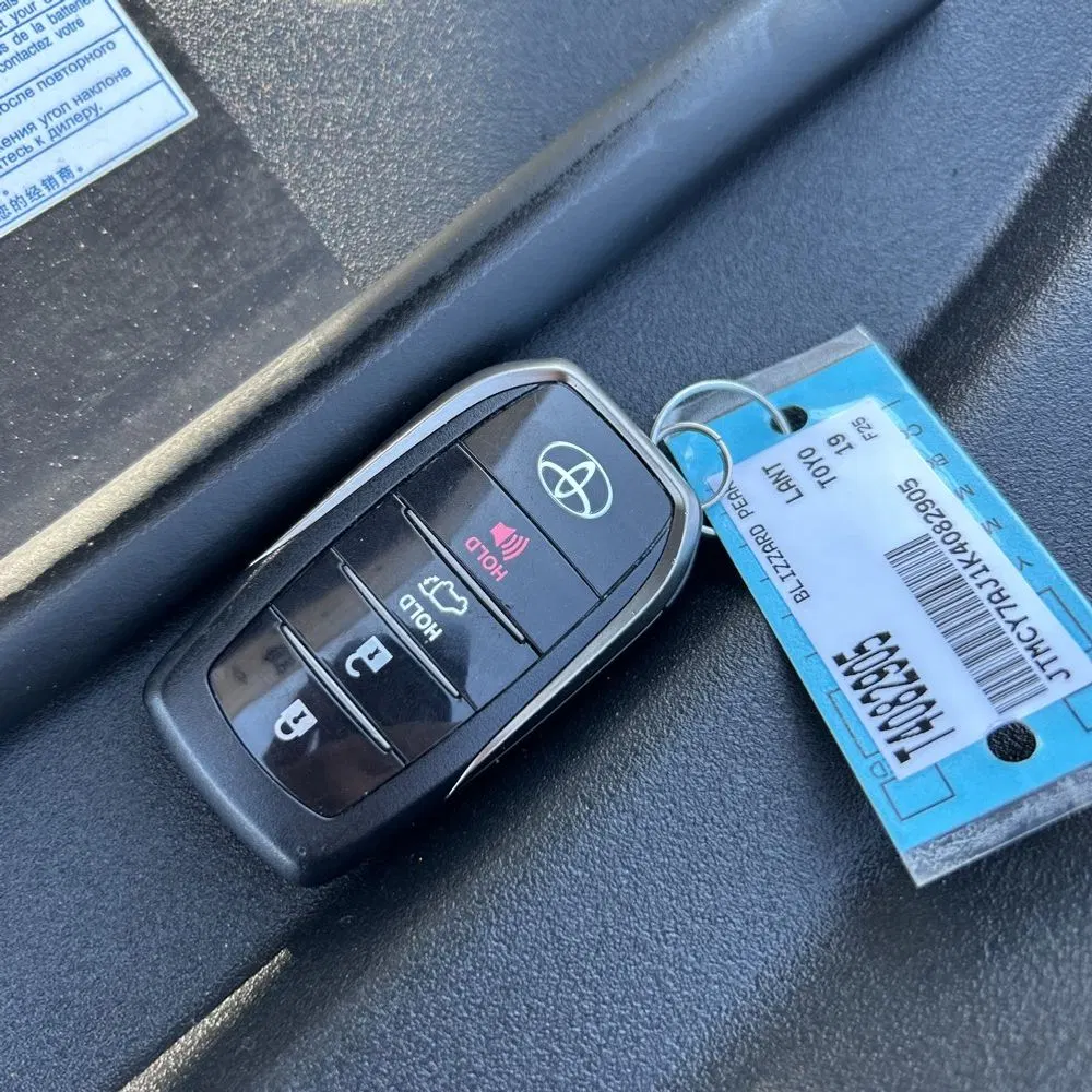 2019 Toyota Land Cruiser Base