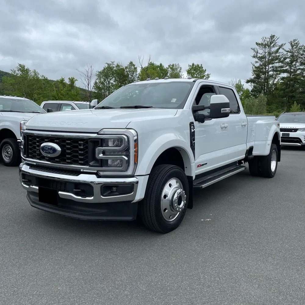 2023 Ford F-450 Super Duty Lariat