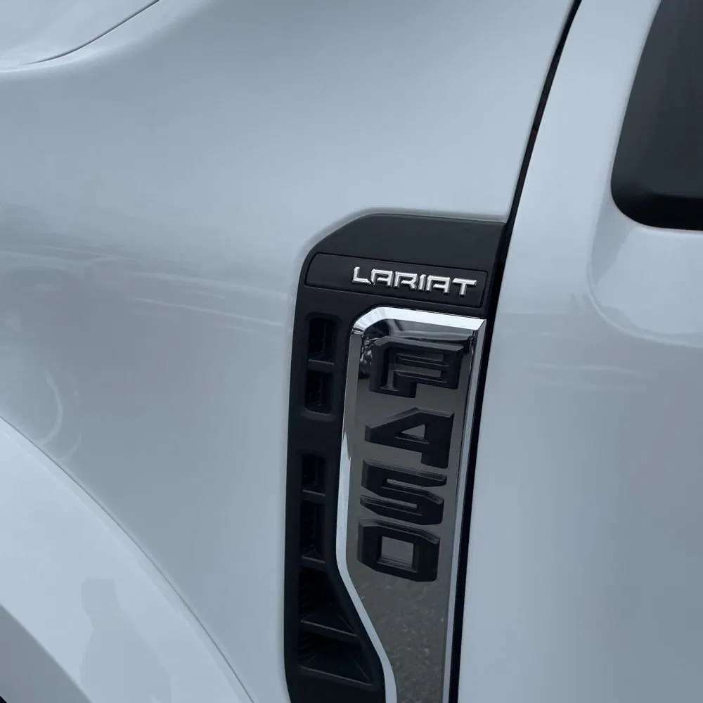 2023 Ford F-450 Super Duty Lariat