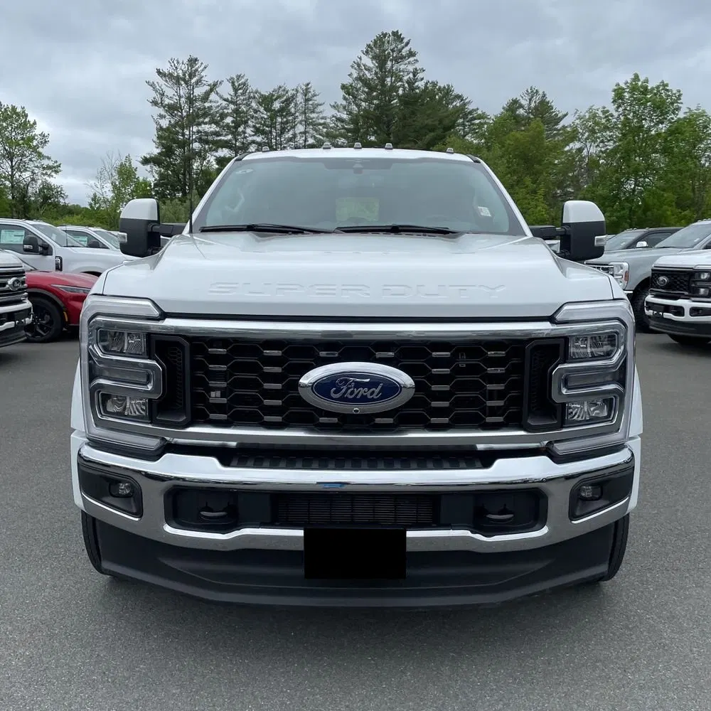 2023 Ford F-450 Super Duty Lariat
