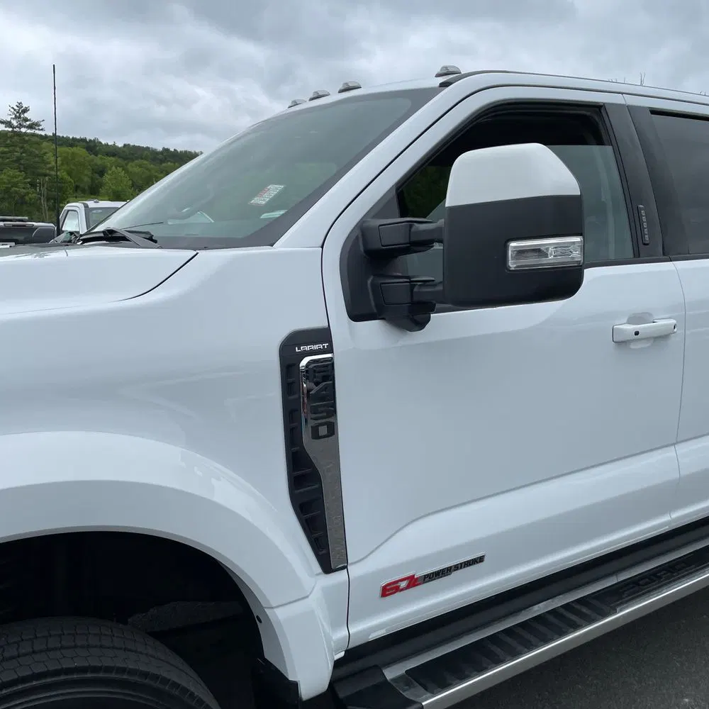 2023 Ford F-450 Super Duty Lariat