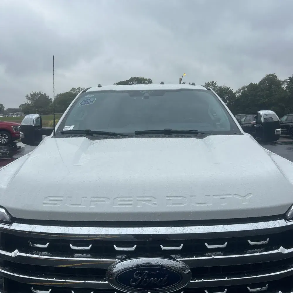 2025 Ford F-350 Super Duty Lariat