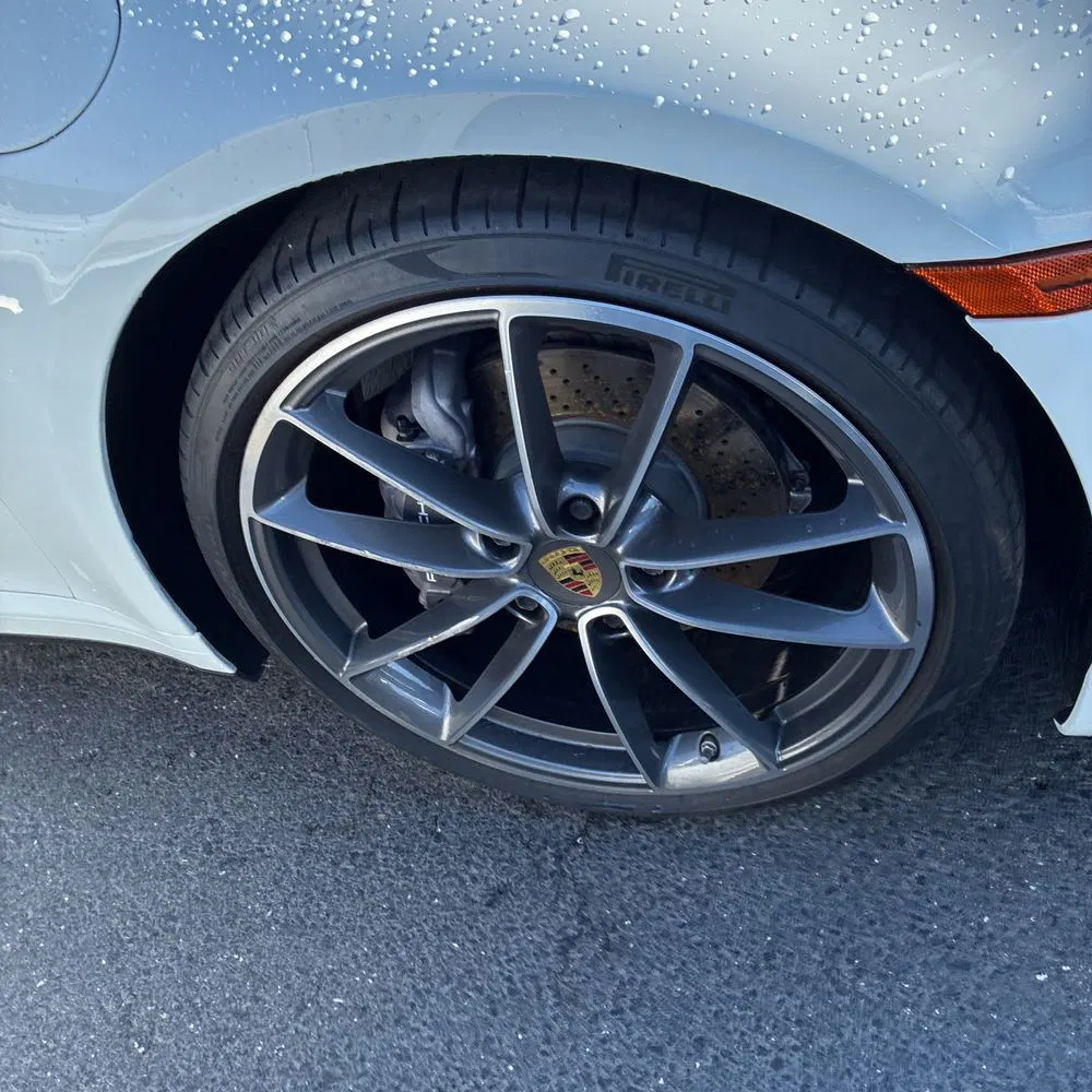 2021 Porsche 911 Carrera