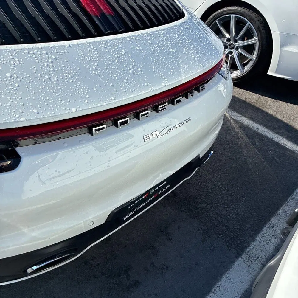 2021 Porsche 911 Carrera