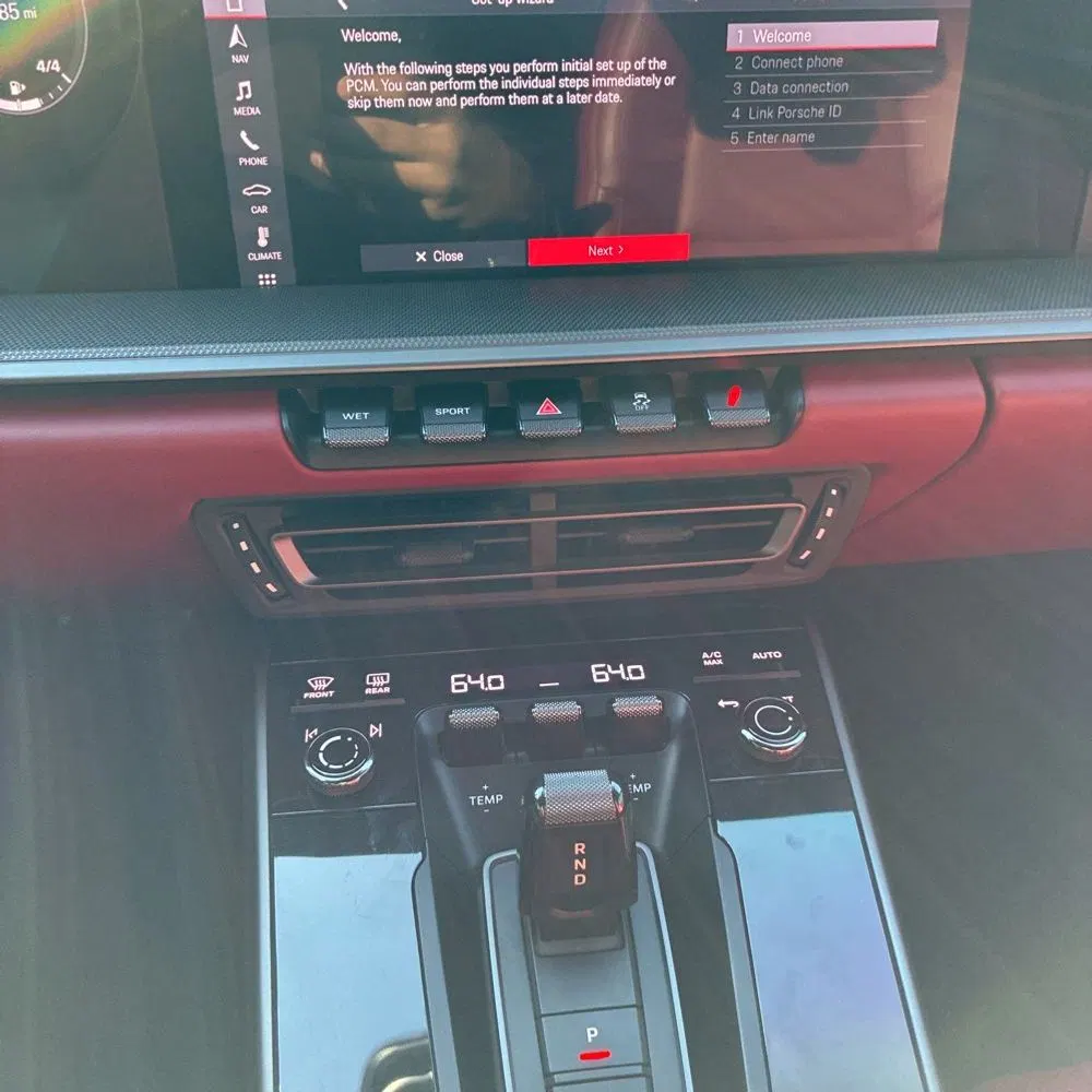 2021 Porsche 911 Carrera