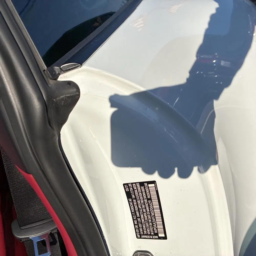 2021 Porsche 911 Carrera
