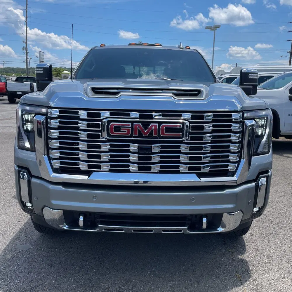2025 GMC Sierra 2500HD Denali