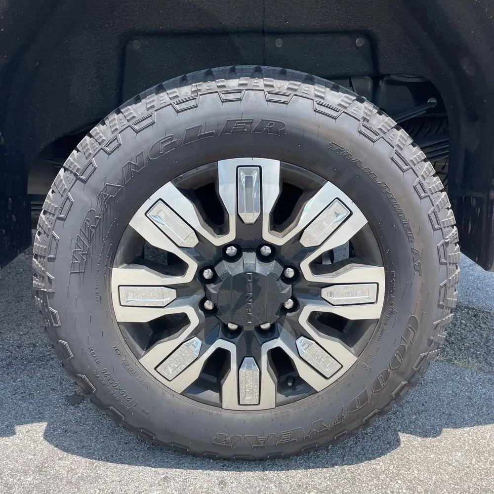 2025 GMC Sierra 2500HD Denali