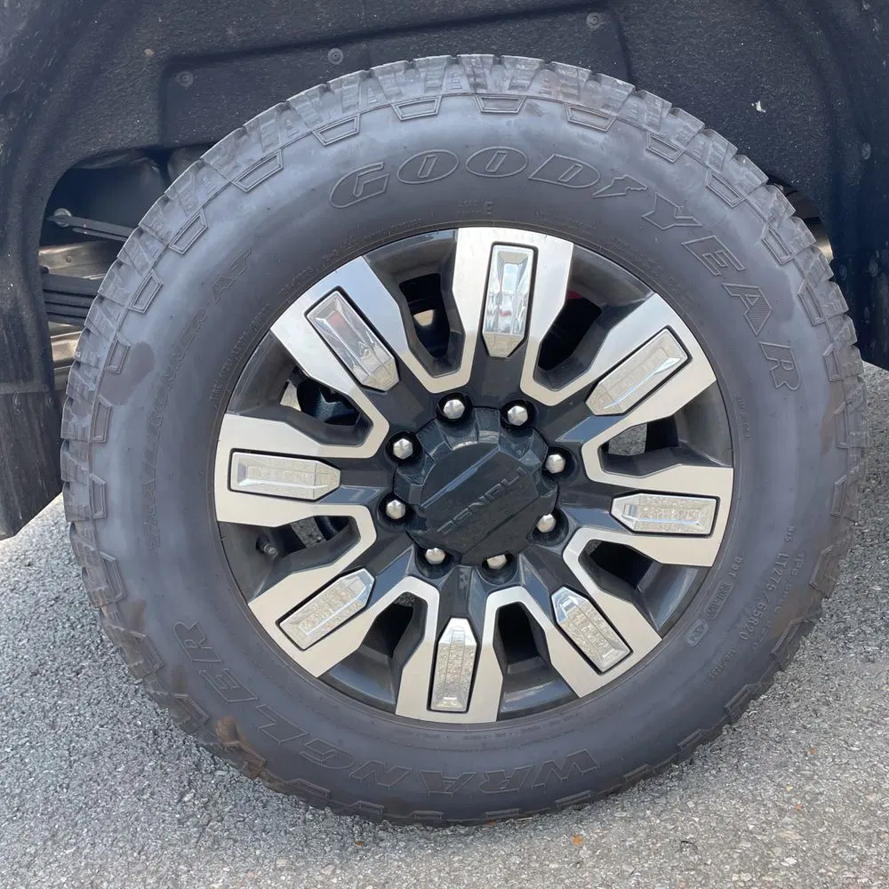 2025 GMC Sierra 2500HD Denali