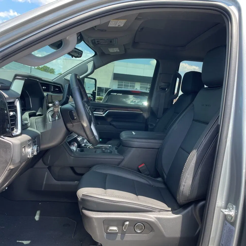 2025 GMC Sierra 2500HD Denali