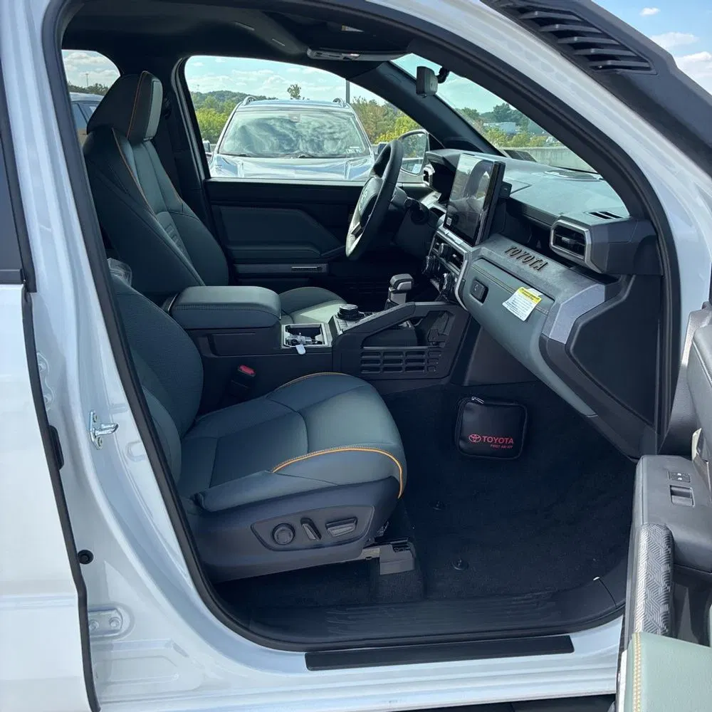 2025 Toyota Tacoma Trailhunter HV