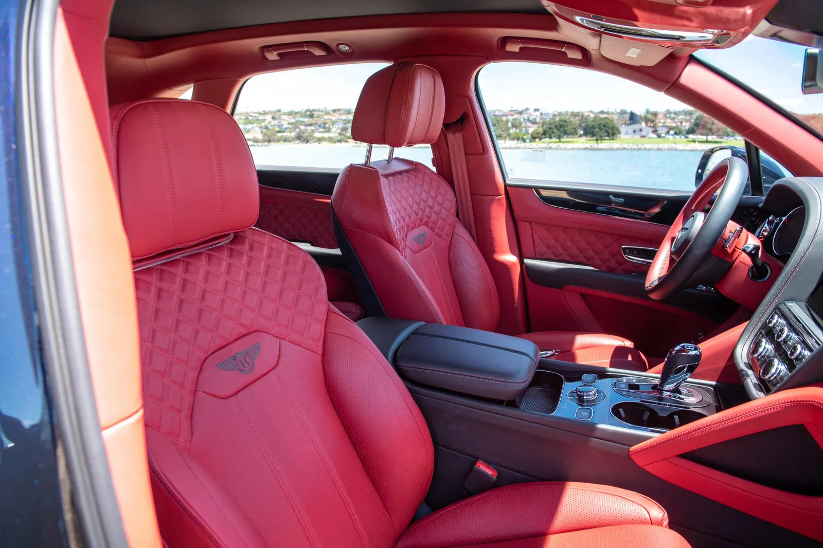 2021 Bentley Bentayga - Twin-Turbo V8, Red Interior, AWD, Highly Equipped