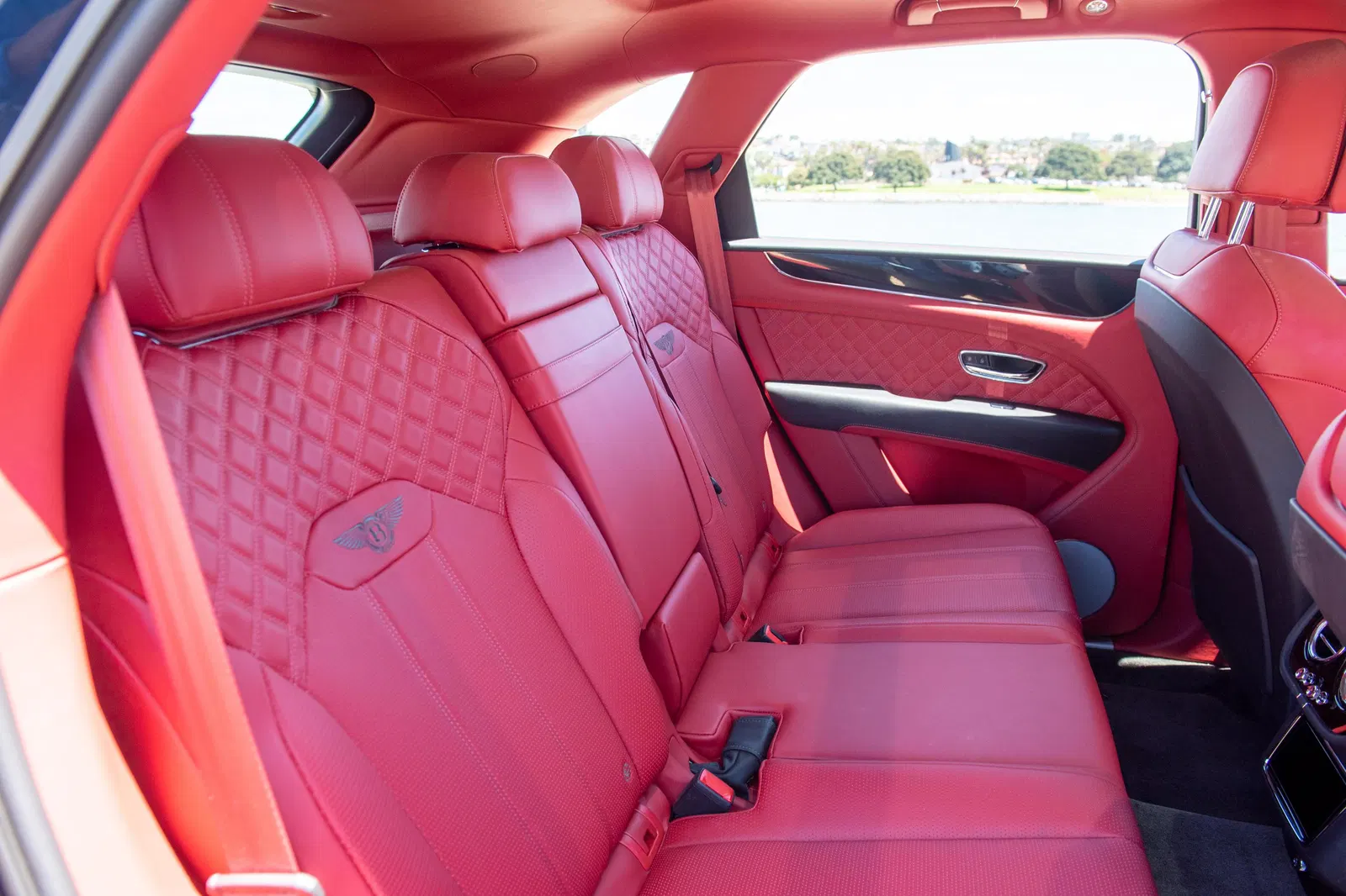 2021 Bentley Bentayga - Twin-Turbo V8, Red Interior, AWD, Highly Equipped