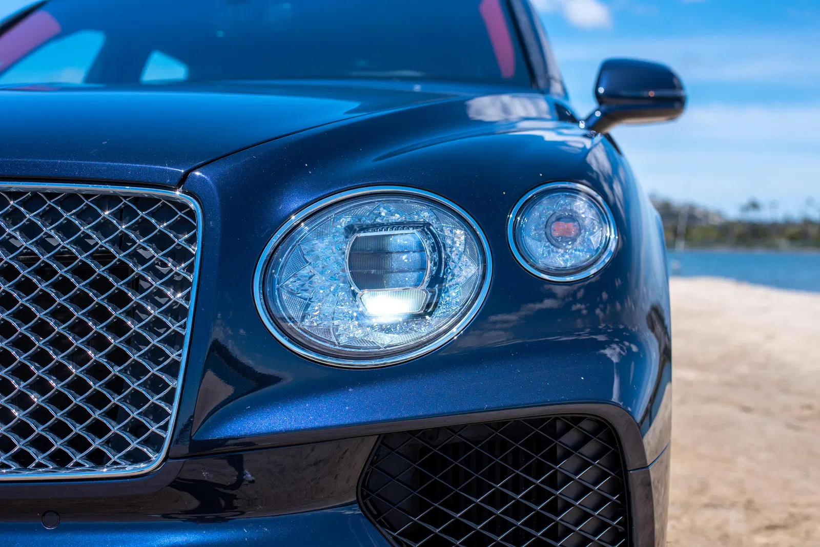 2021 Bentley Bentayga - Twin-Turbo V8, Red Interior, AWD, Highly Equipped