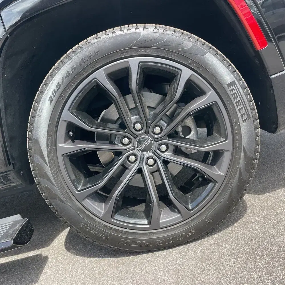 2024 Jeep Grand Wagoneer Obsidian