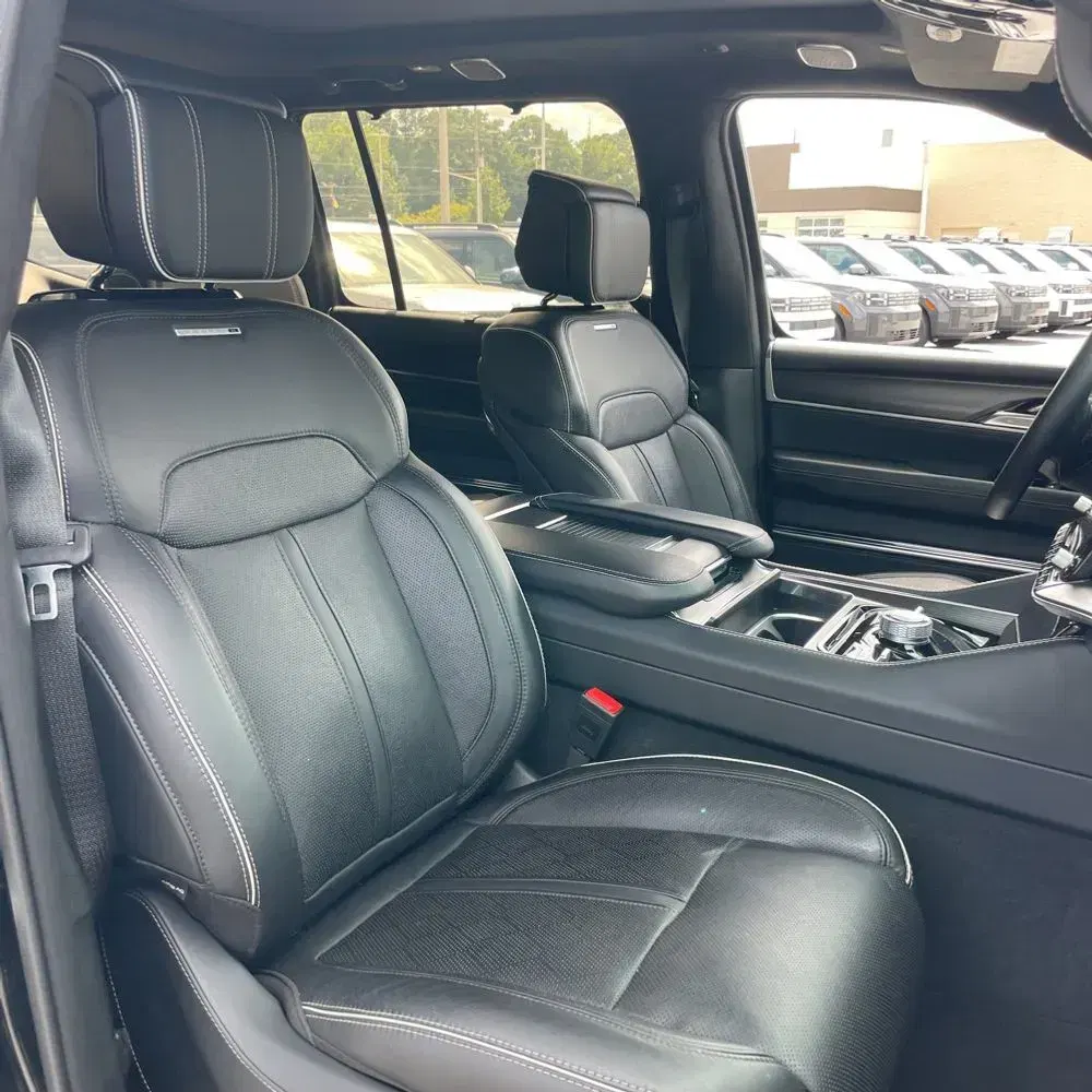2024 Jeep Grand Wagoneer Obsidian