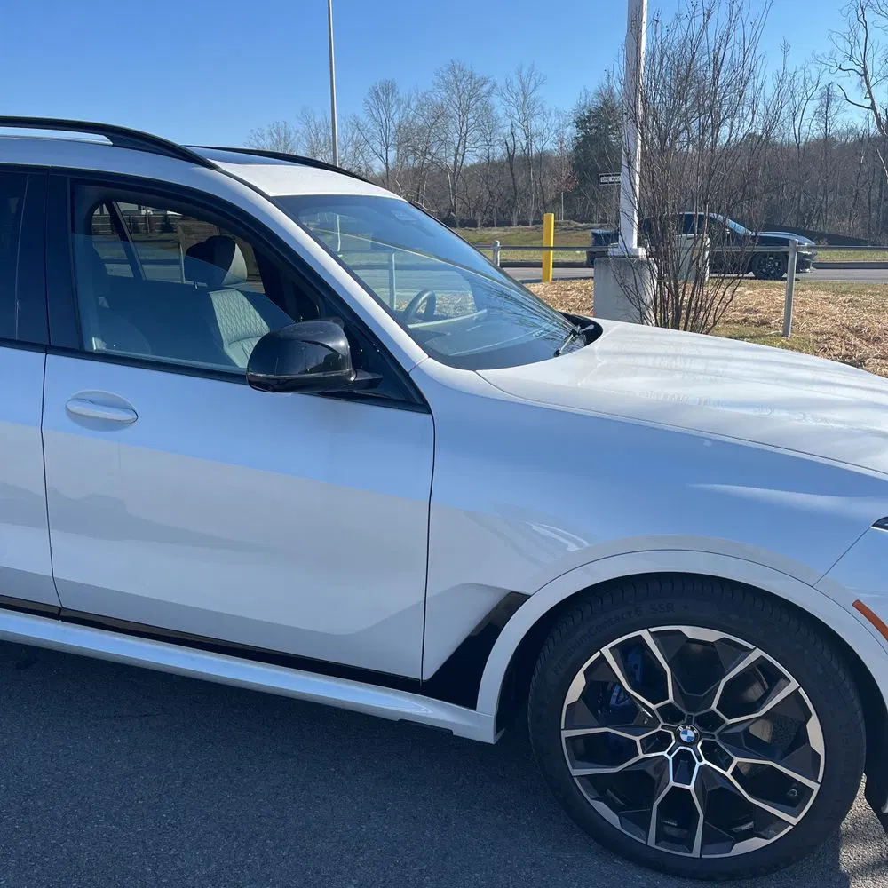 2025 BMW X7 M60i