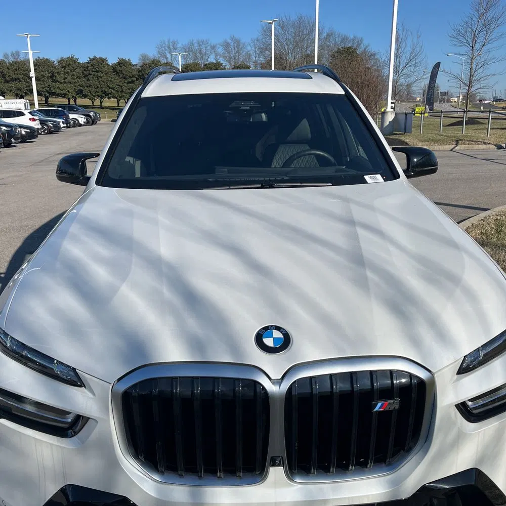 2025 BMW X7 M60i