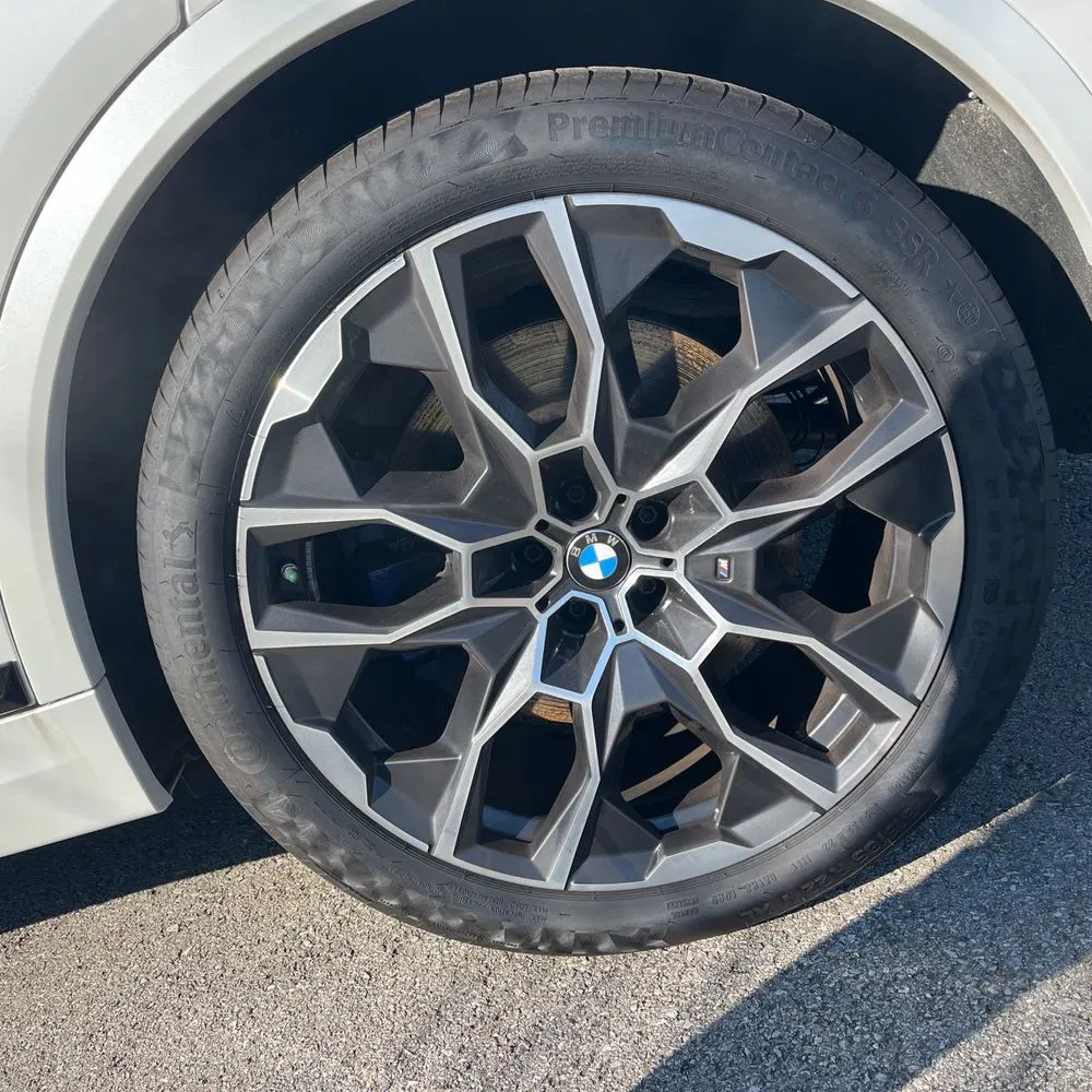 2025 BMW X7 M60i