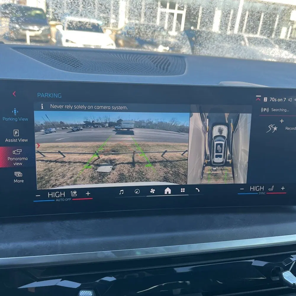2025 BMW X7 M60i