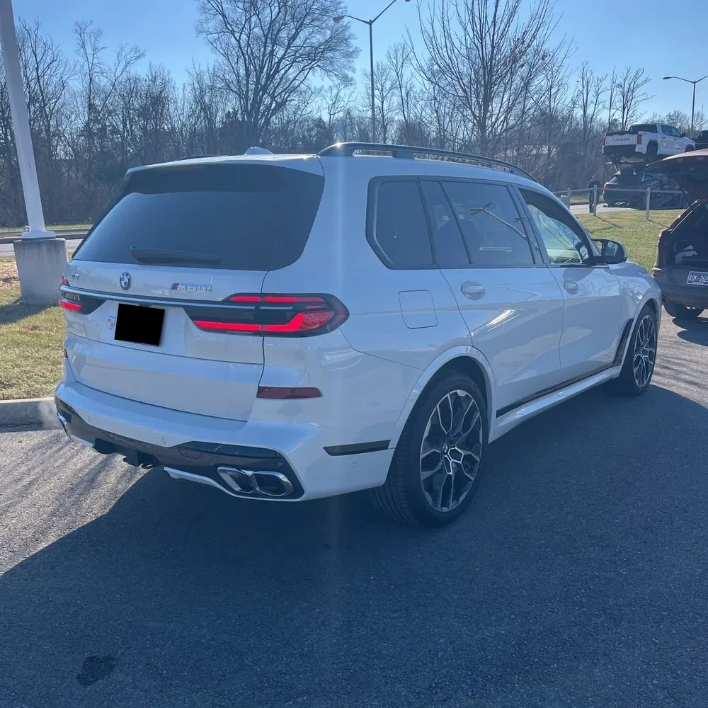 2025 BMW X7 M60i