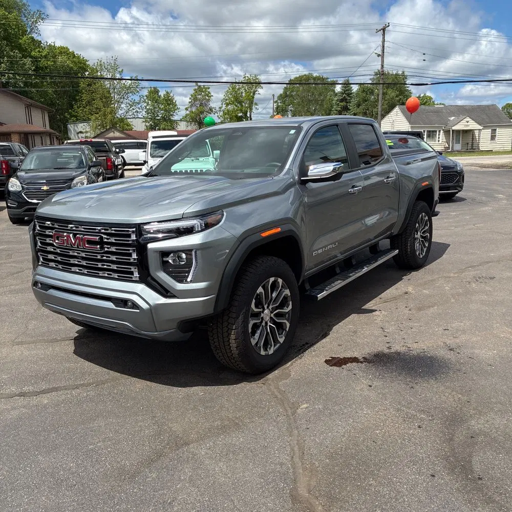 2025 GMC Canyon Denali