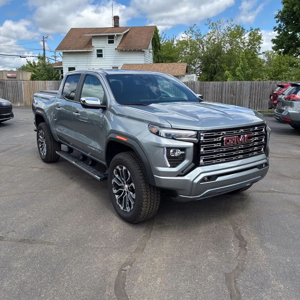 2025 GMC Canyon Denali