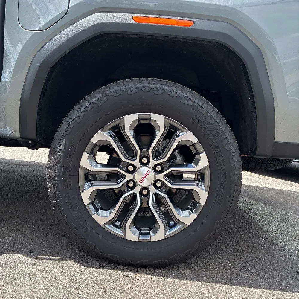 2025 GMC Canyon Denali