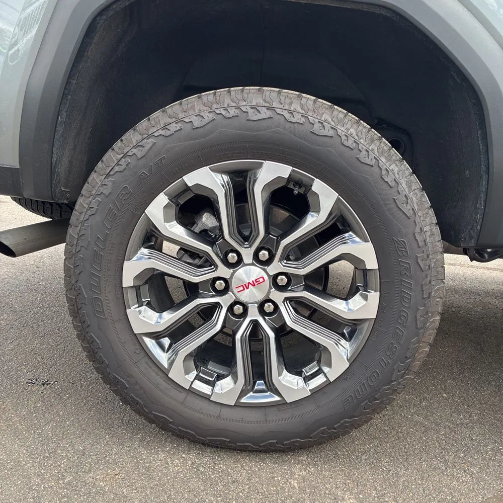 2025 GMC Canyon Denali
