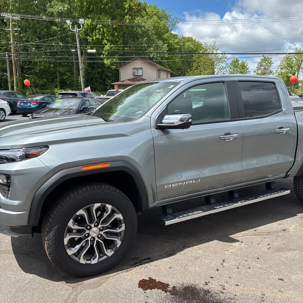 2025 GMC Canyon Denali