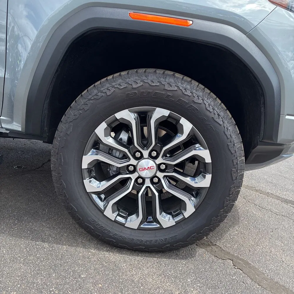 2025 GMC Canyon Denali