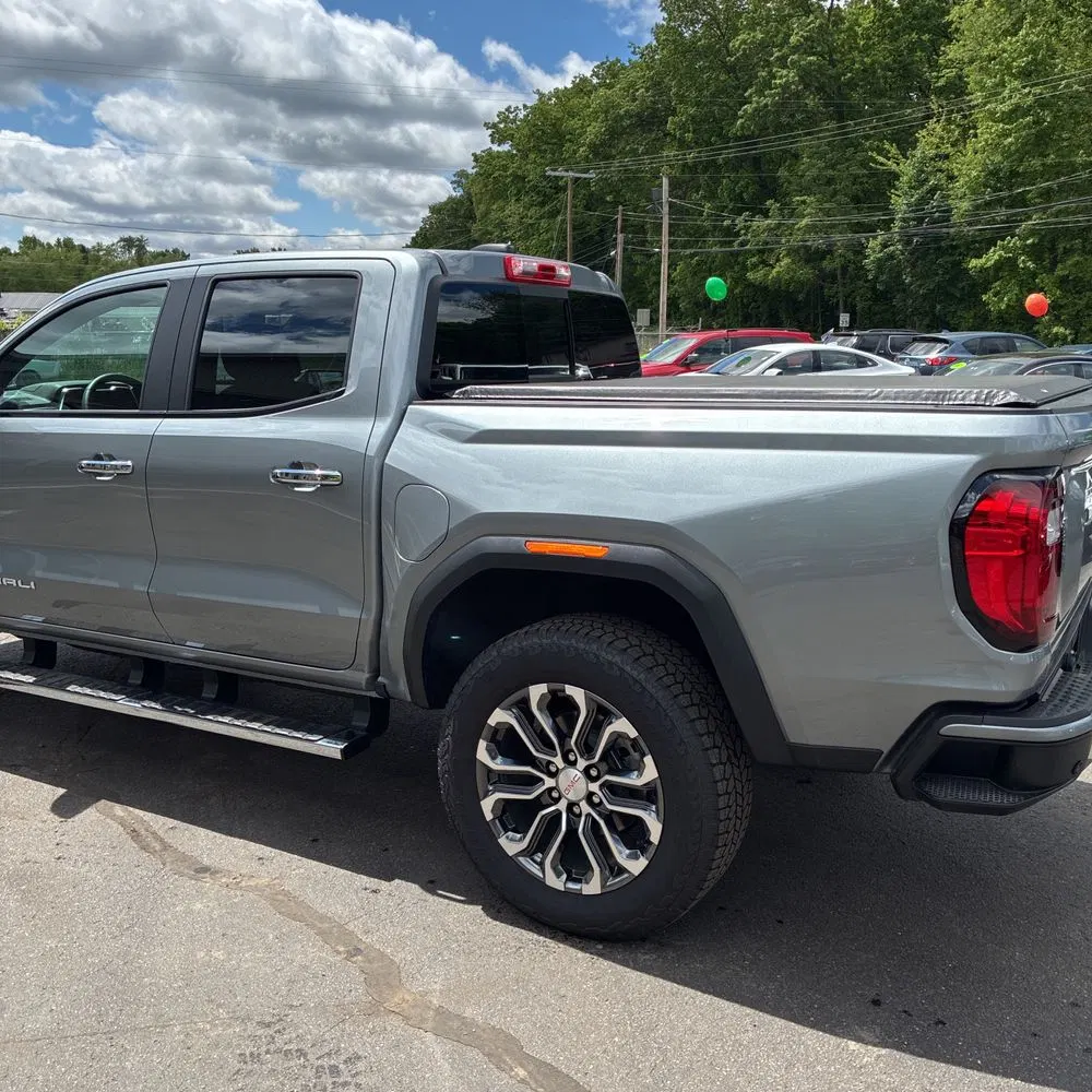 2025 GMC Canyon Denali
