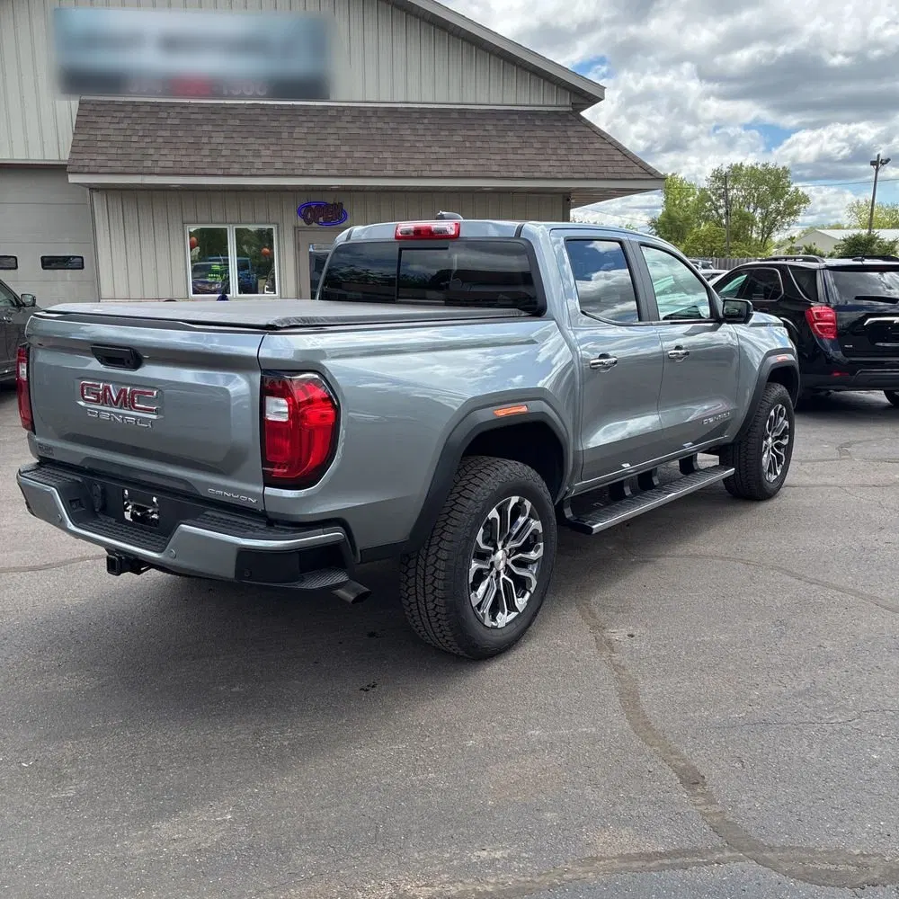 2025 GMC Canyon Denali
